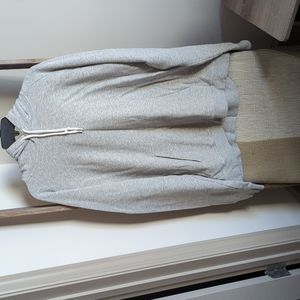 Men's soft casual hoodie.q